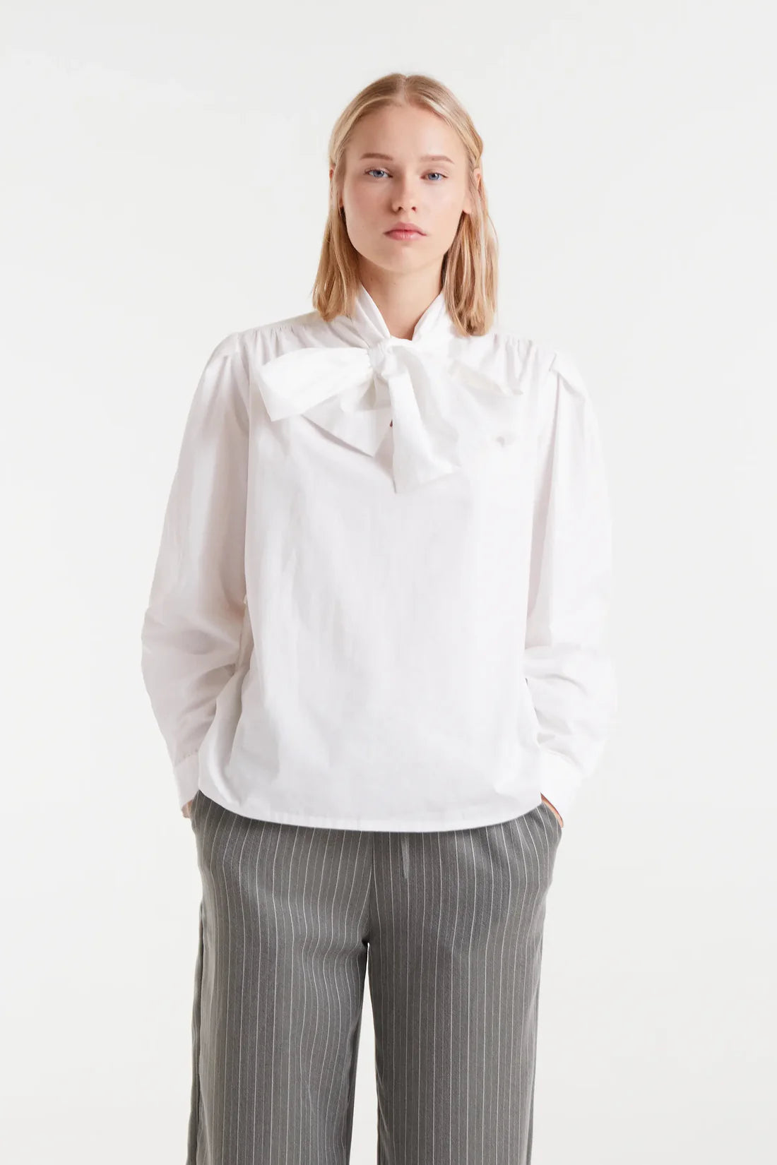COMPANIA FANTASTICA BOW NECK BLOUSE - WHITE