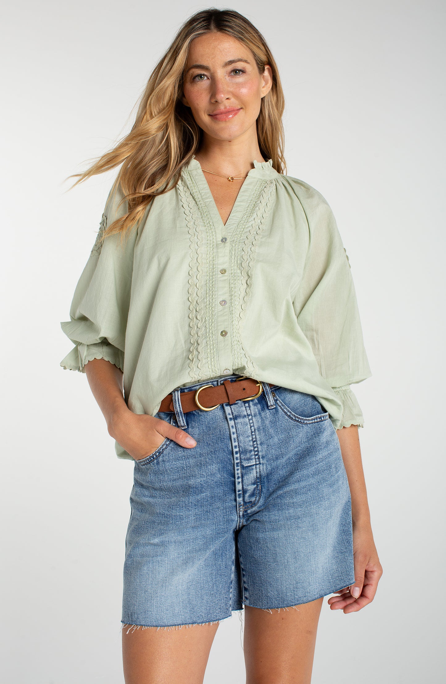 SALE LIVERPOOL 3/4 SLV B/F WOVEN TOP - MATCHA