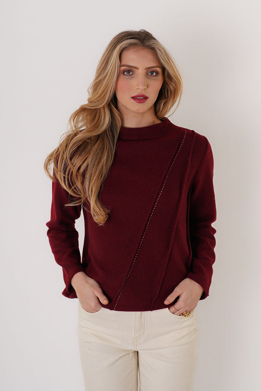 TRISHA TYLER SWEATER WITH STITCH DETAIL - BURGUNDY