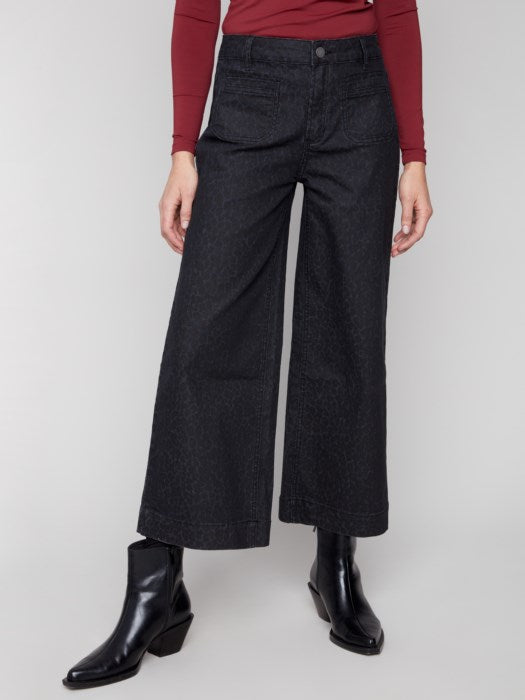 CHARLIE B CROPPED PATCH POCKET LEOPARD PRINT PANTS