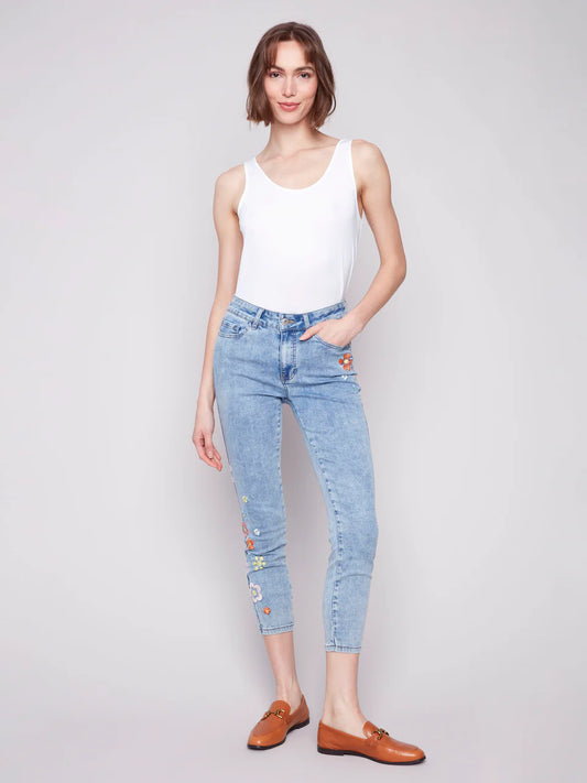 *SALE* CHARLIE B SKINNY LEG JEAN W/ EMBROIDERY
