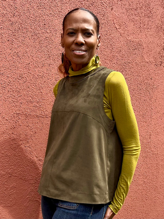B-YU SUEDE TOP - OLIVE