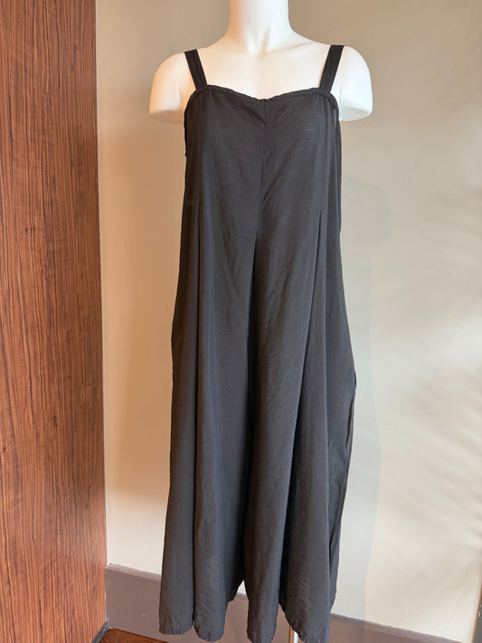 CUT LOOSE RAY PARA CROP JUMPSUIT - BLACK