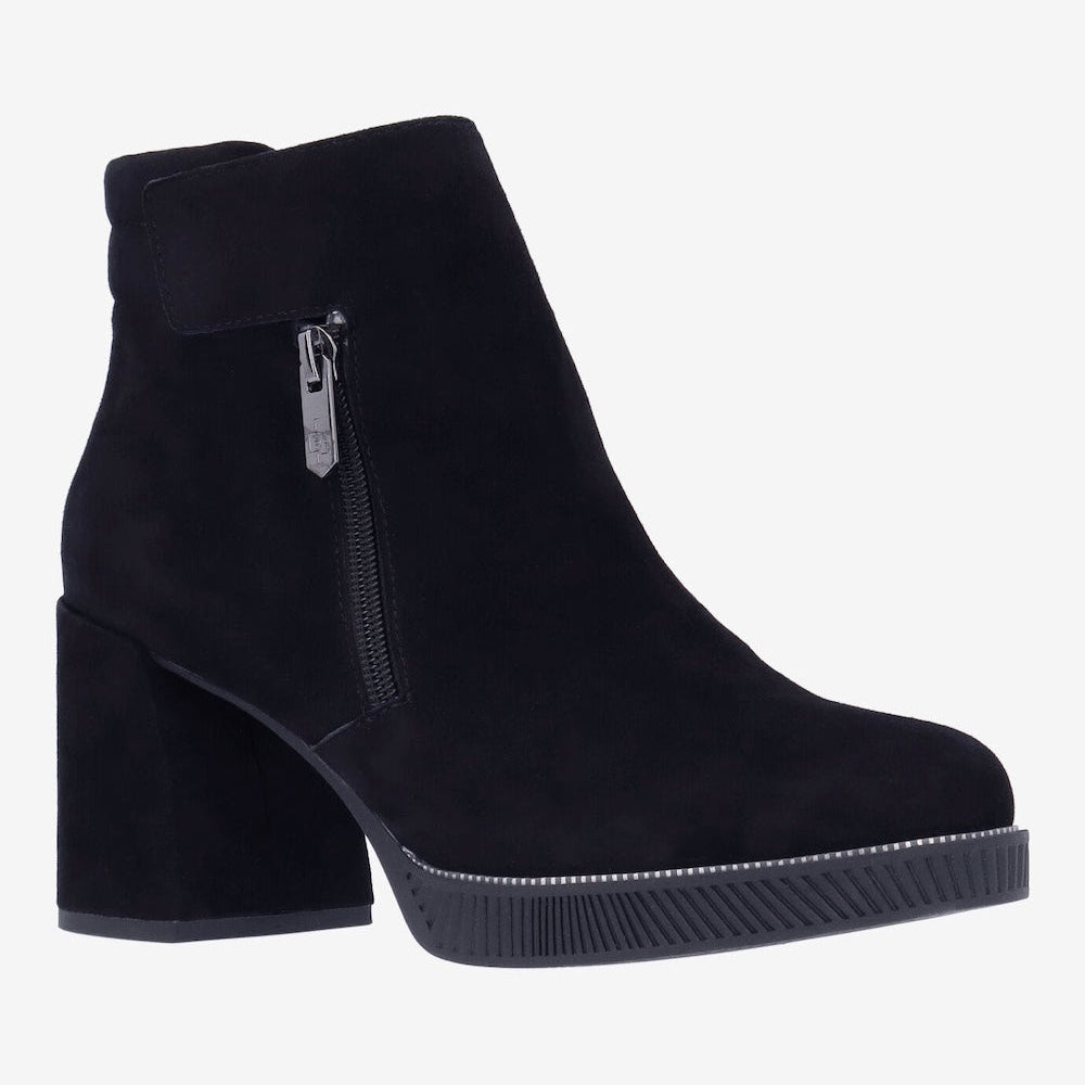 L'AMOUR DES PIEDS LANELLE - BLACK SUEDE