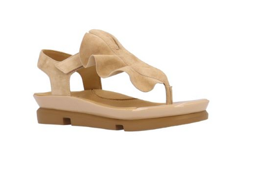 L'AMOUR DES PIEDS VENDALA - NUDE