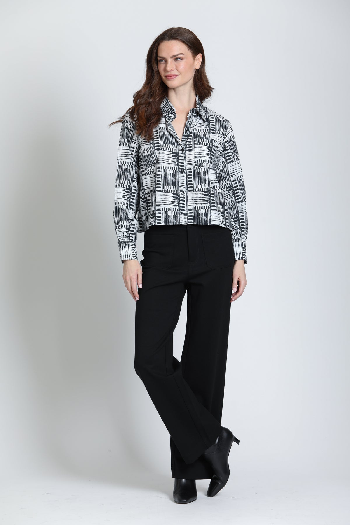 APNY COLLARED SHIRT - BLACK AND WHITE