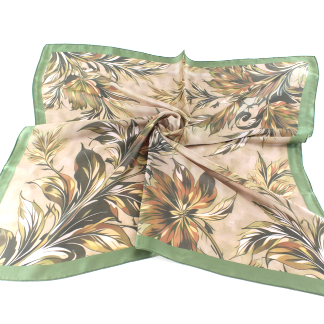 PRETTY PERSUASIONS SQUARE AUTUMN REVERIE - GREEN MUTLI